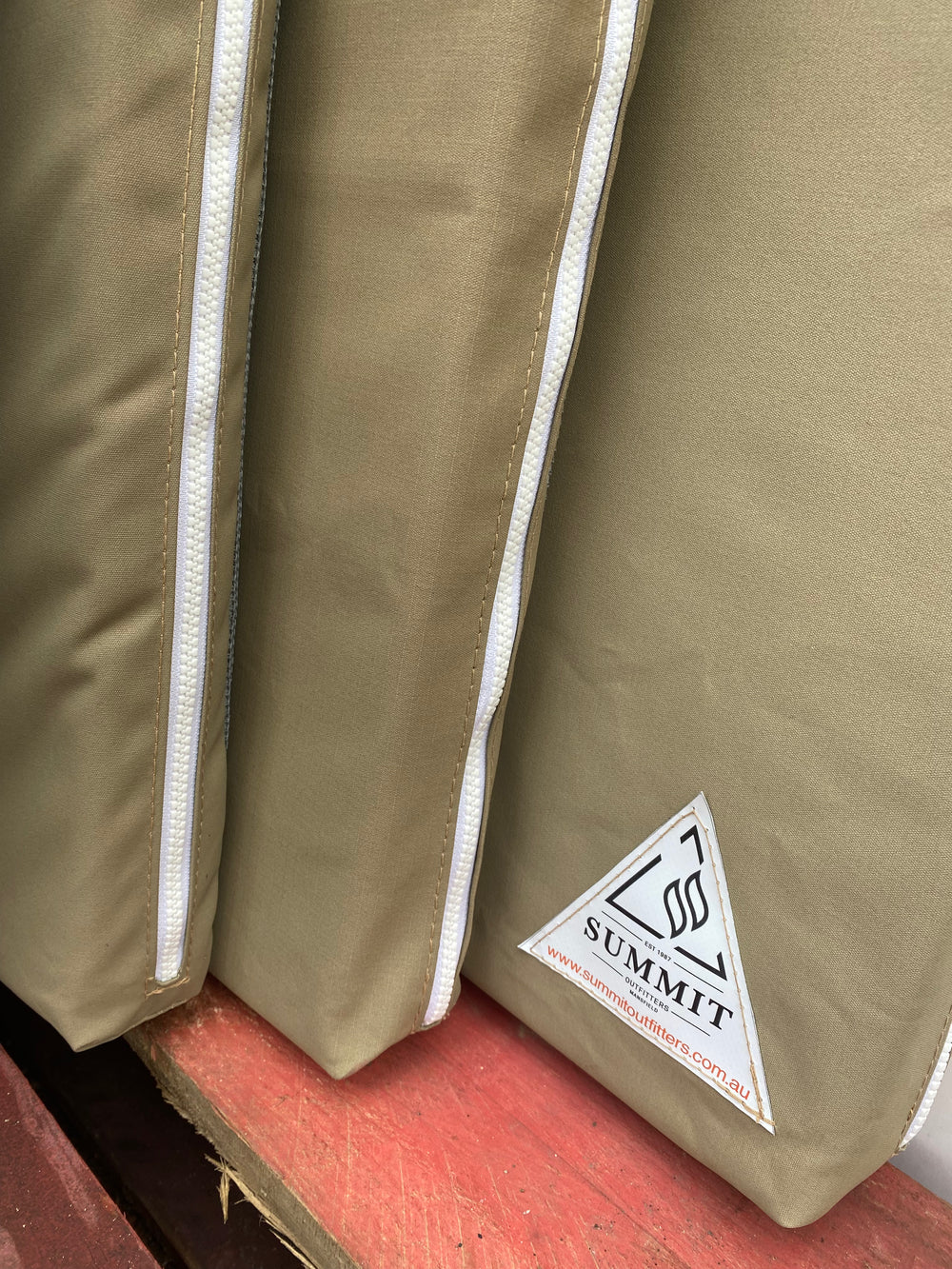 Canvas dog bed handcrafted in Mansfield, Victoria, using trusted High Country craftsmanship