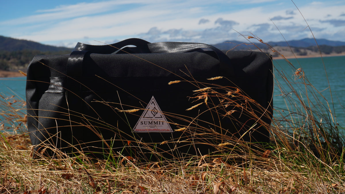 Weather-resistant medium square canvas bag
